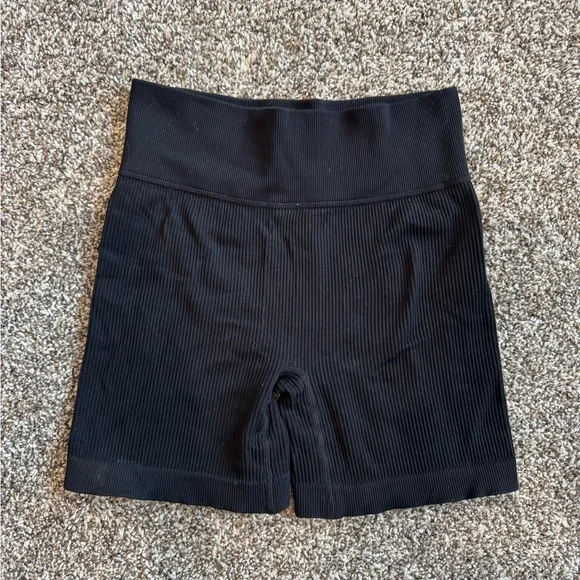 Women's Black High-Waisted Shorts - Picture 4 of 4
